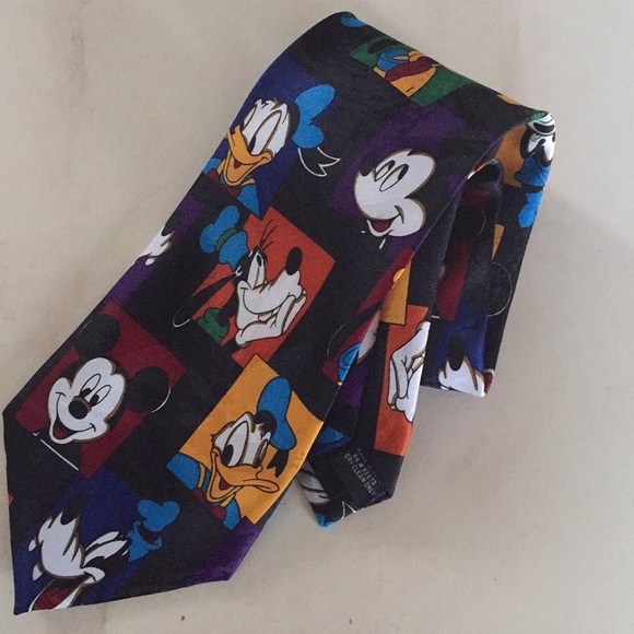 Disney Mickey Tie - Picture 1 of 5